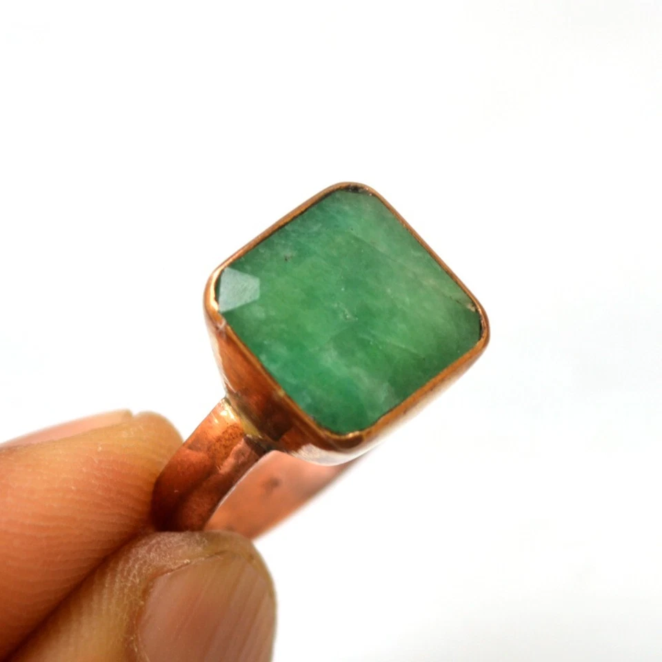 Anillo de regalo chapado en oro rosa de 18 quilates con piedras preciosas de esmeralda cruda de corte cuadrado talla 7 Foto 4 de 4