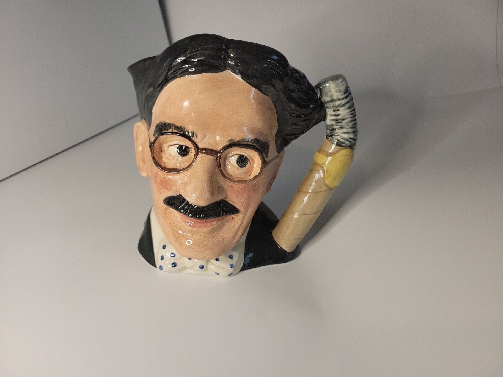 Royal Doulton Groucho Marx Celebrity Collection Toby Mug D6710 dated 1983   # 52