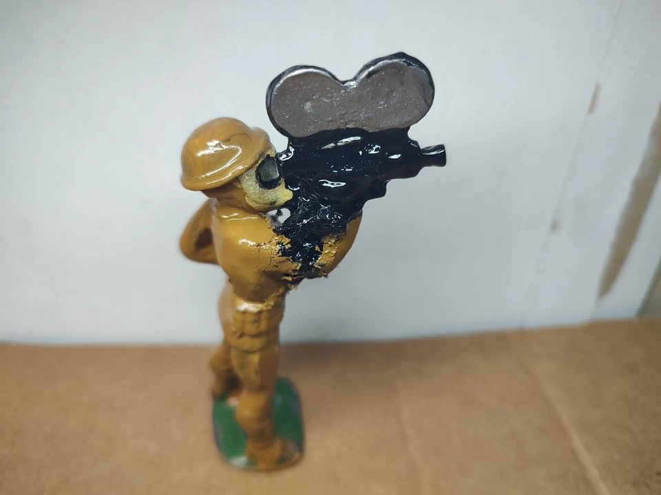 Manoil Conversion Army Cameraman - Image 2 of 4