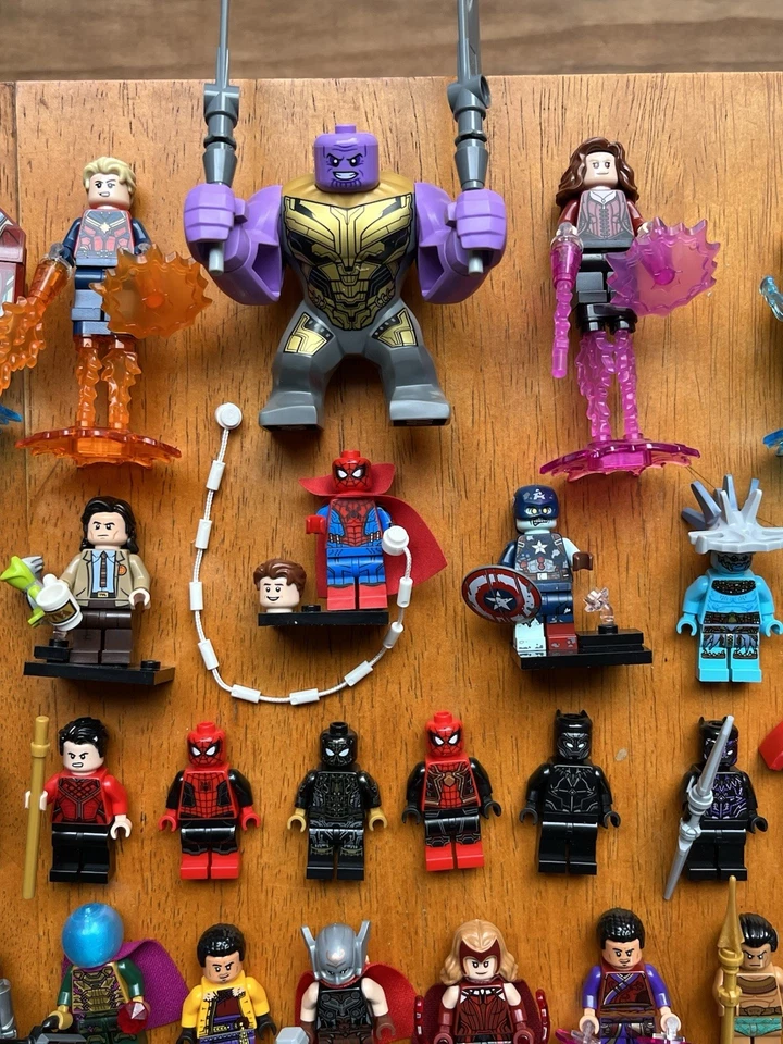 LEGO Marvel & DC Minifigure Collection Mixed Superhero Lot - Image 3 of 4