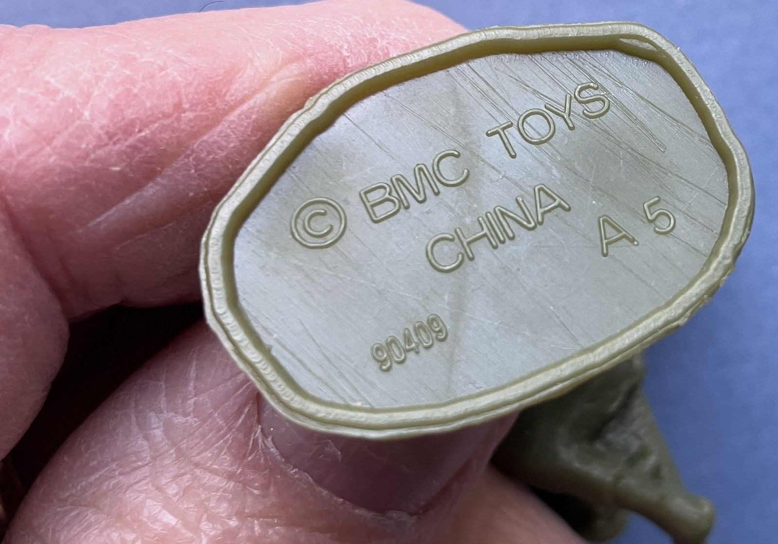 25 BMC Victory Buy Marx plastic 54mm WWII Iwo Jima toy soldier figures + flag