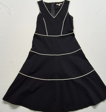 Banana Republic Sleeveless Black Fit & Flare Dress w/ White Piping Size 4 zipup