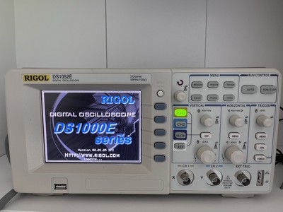 RIGOL DS1052E Oscilloscope 2 Channel 50 MHz - White