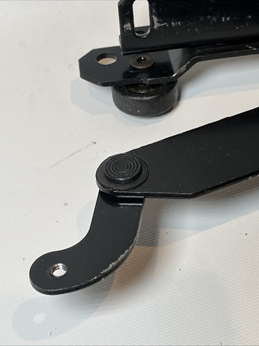 Lazy Boy La-Z Recline Track Roller Bearing Base Guide Bottom Side Bracket (J3) - Picture 6 of 14
