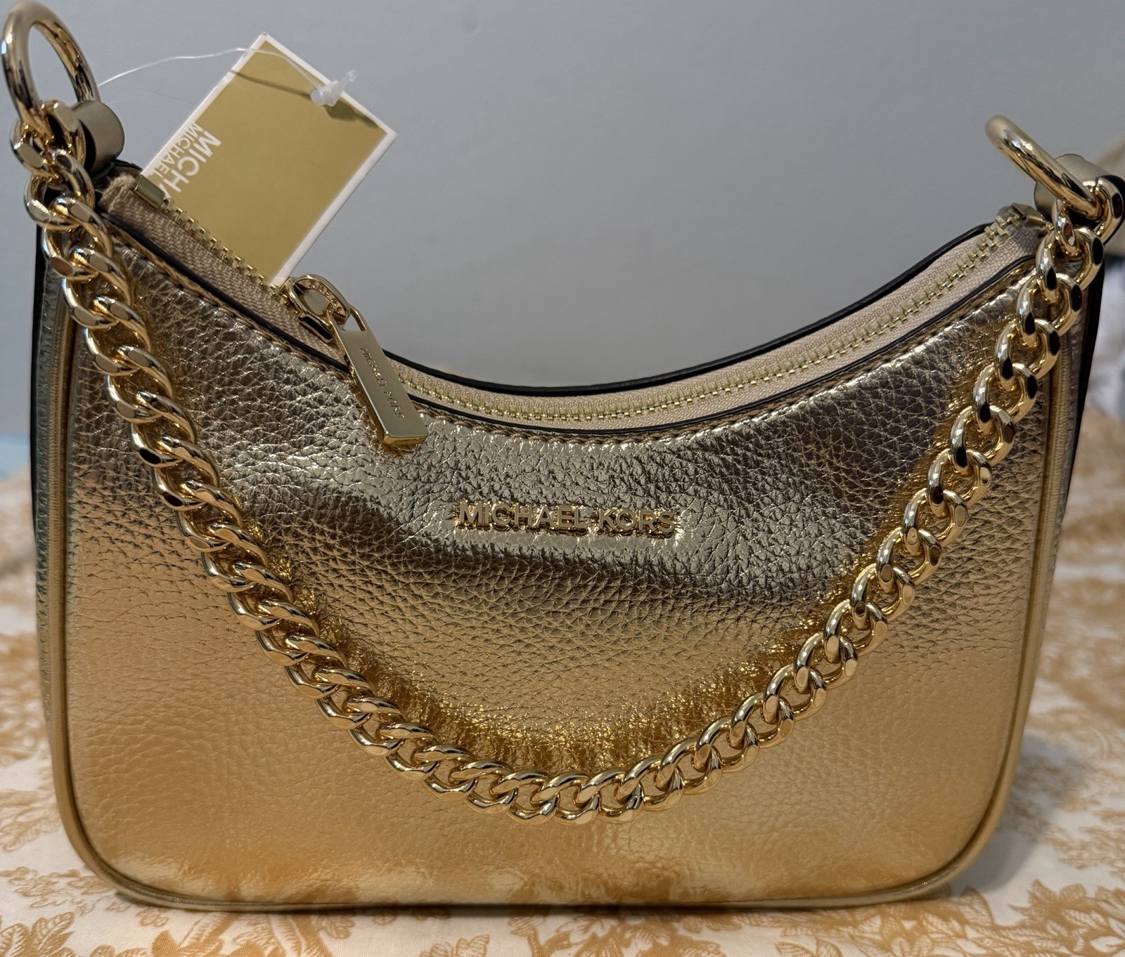 Michael Kors Gold Metallic Shoulder Bag Chain Accent Detachable Strap Gold Hard… thumbnail 3