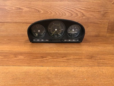 1980 MERCEDES W116 300SD FRONT CLUSTER SPEEDOMETER INSTRUMENT GAUGE OEM