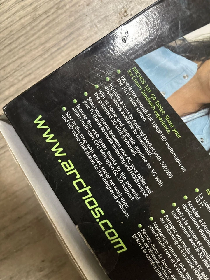 Archos 101 G9 16GB Tablet | Android 4.0 Ice Cream Sandwich | 10.1” HD | WiFi  - Image 2 of 3