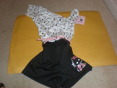 Micro Teenies Hello Kitty Avec Tenue Bleue Et Chemise Jaune | Toys R Us