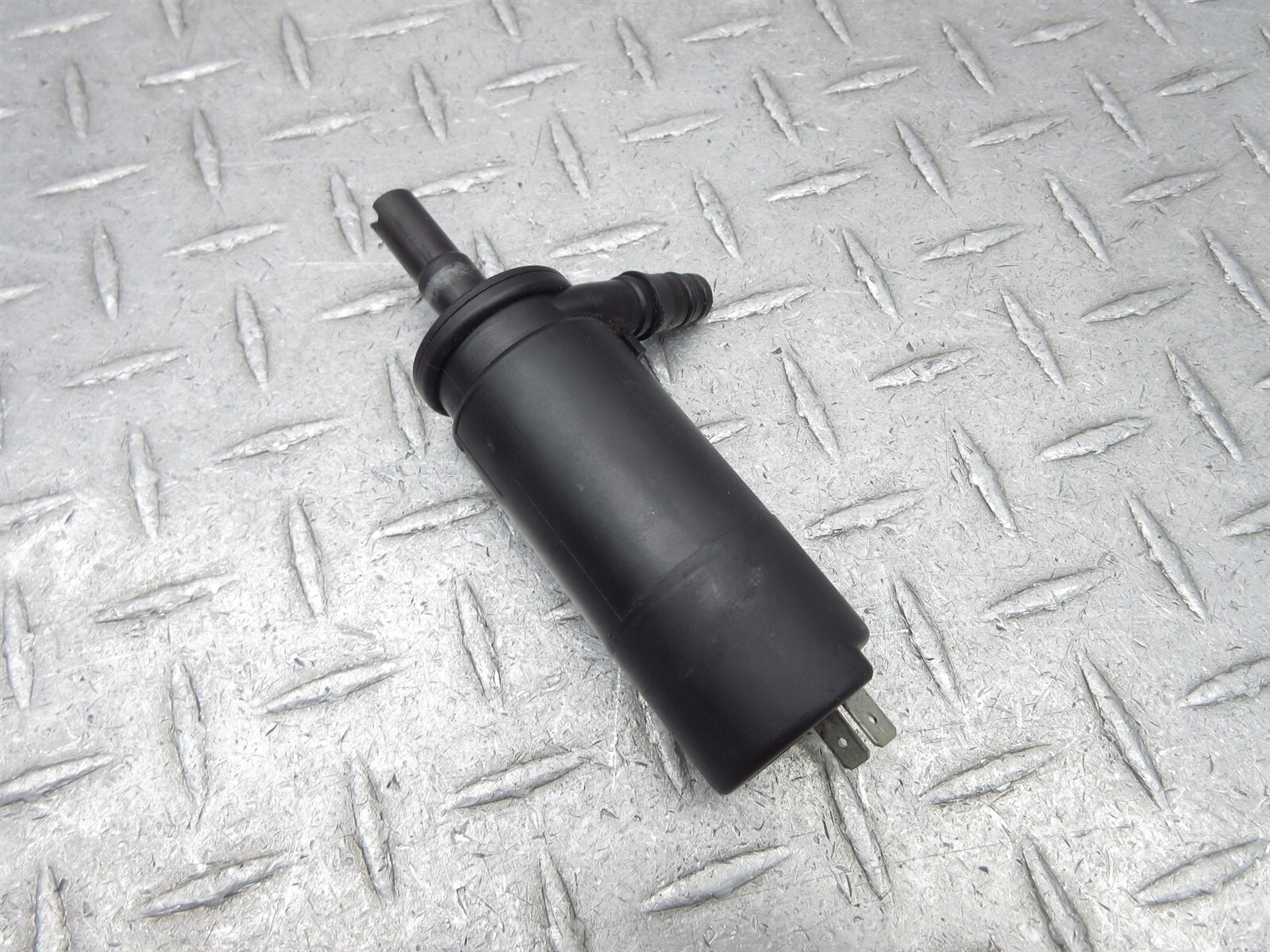 2008 Ferrari F430 Spider 68740000 Headlight Washer Fluid Pump Assembly