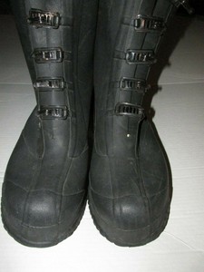 bata rubber boots
