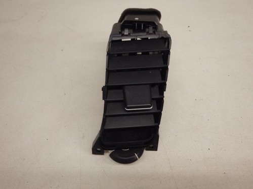 Luftdüse Luftdusche mitte rechts Mittelkonsole Nissan Primera P12