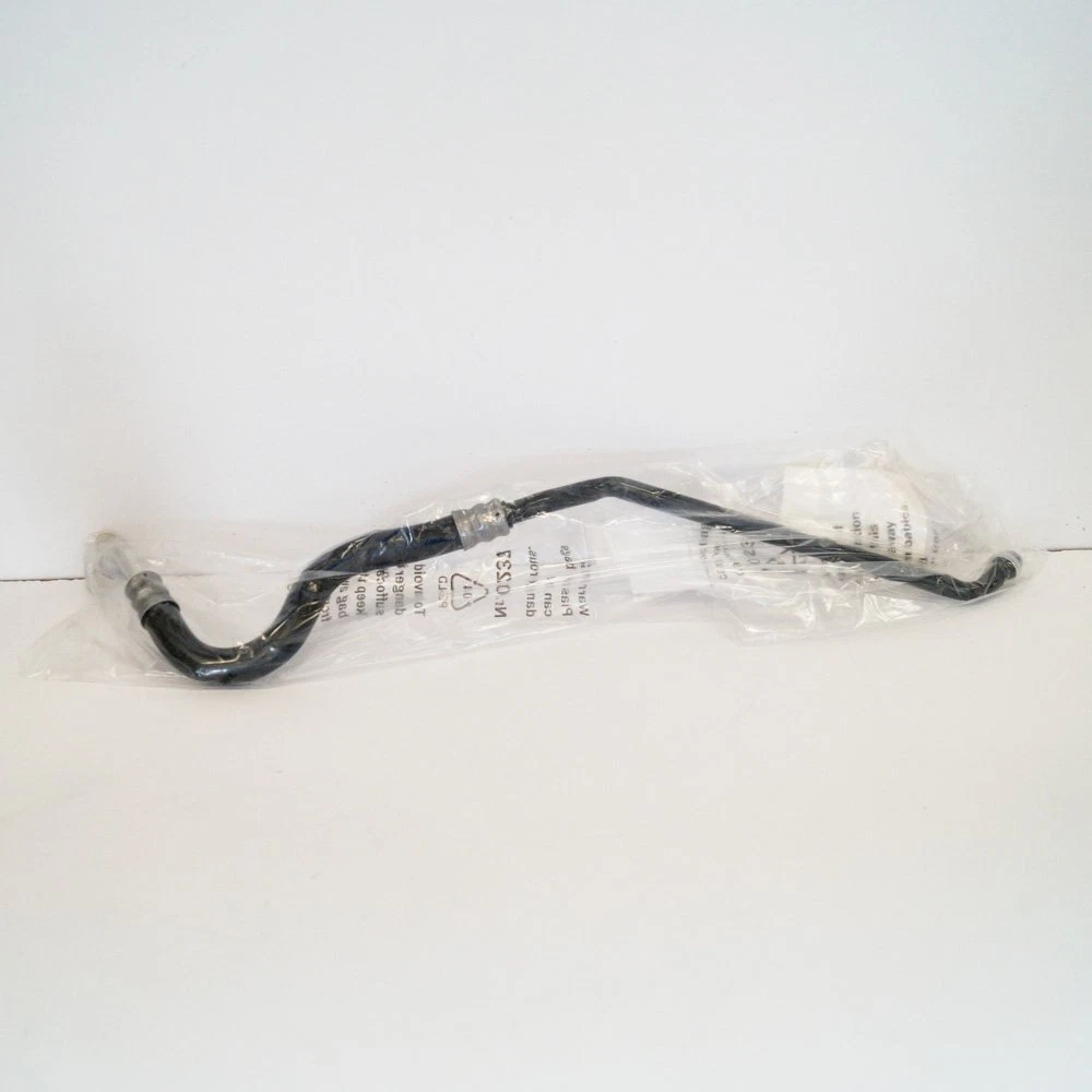 BMW M3 F80 Engine Oil Cooler Pipe Flow Pipe 17222358290 2358290  