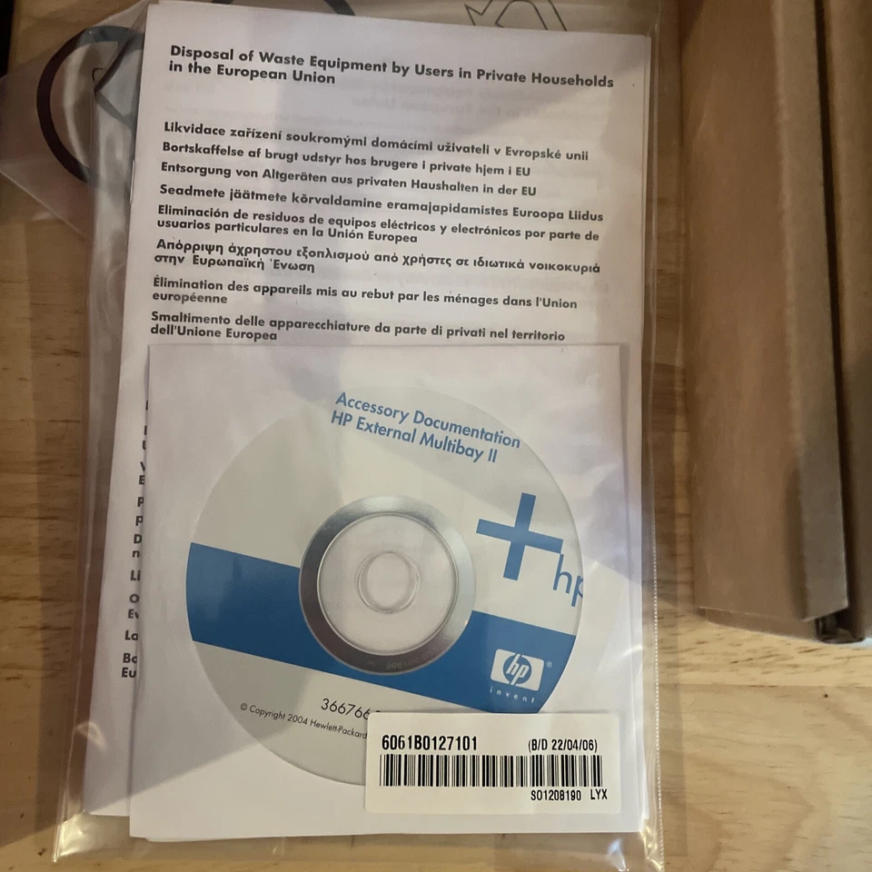 HP External MultiBay Cradle Storage Bay IDE Enclosure Hi-Speed USB (PA509A#ABA) - Image 3 of 4