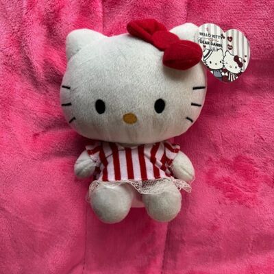 Dear Daniel Hello Kitty Plush Sanrio NWT 6.5  Valentine