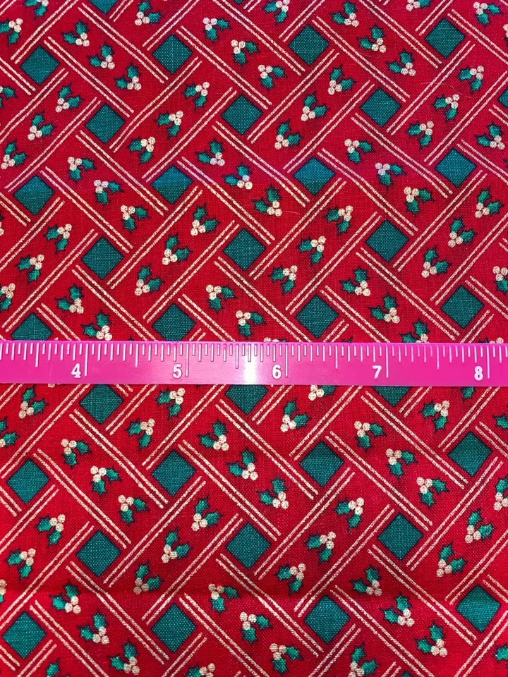 1/2 Yarda ACEBO TEJIDO 100% Tela Algodón 18" X 44" NUEVO 7.5 Vacaciones de Navidad Foto 2 de 3