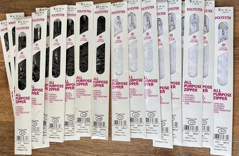 Lot 20 Coats And Clark Black And White Zippers