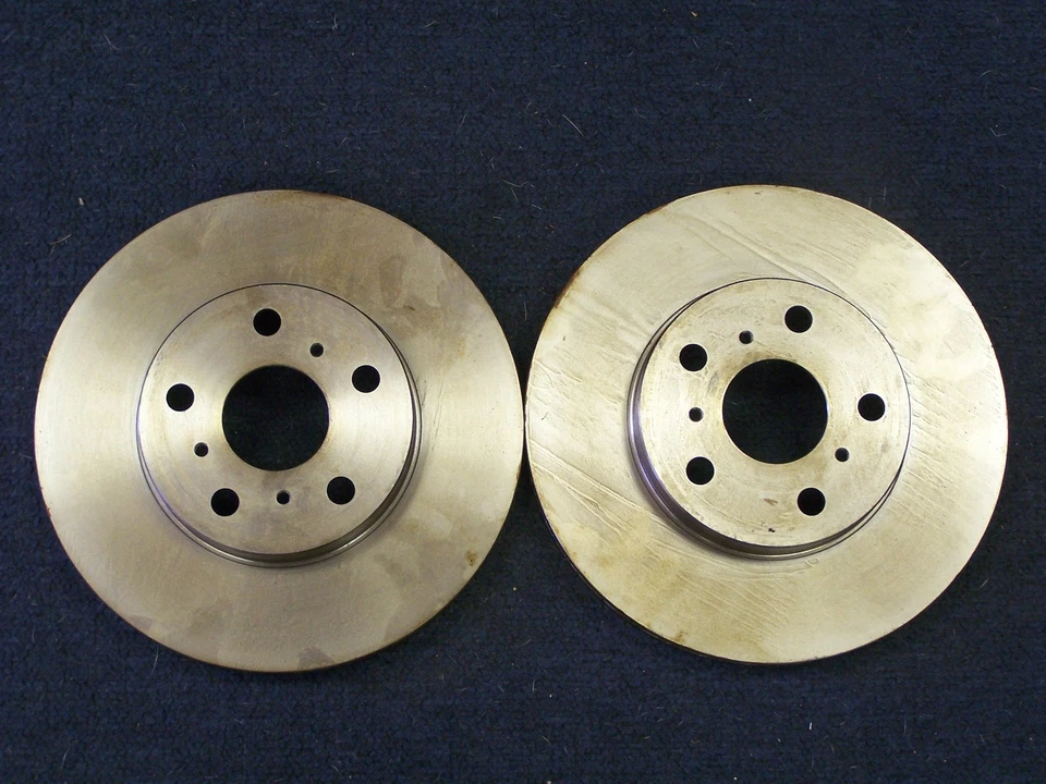 Juego de rotor delantero italiano Qualitee R79760 para Toyota Celica Foto 2 de 4