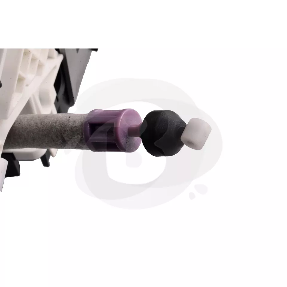 Actuador de cierre de cerradura de puerta delantera derecha adecuado 08-12 Mercedes W204 C350 W212 E350 E550 Foto 4 de 4