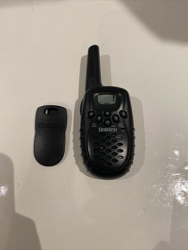 Uniden Model GMR325-2 2-Way Radio Walkie Talkie Tested With Clip