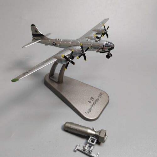 1:300 Scale Alloy Diecast Military Model USAF B-29 Superfortress Bomber Aircraft - Picture 13 of 15