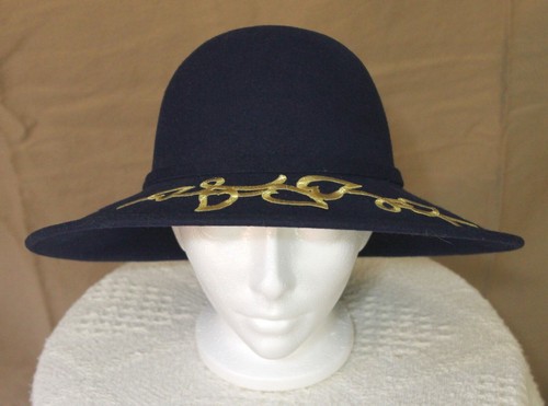 Vintage Ann Marie Navy Wool Hat W/Gold Hearts Embroidery - Picture 4 of 7