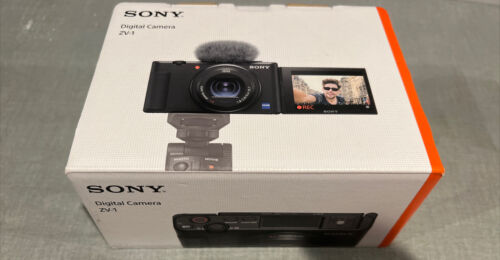 Sony Cyber-shot ZV-1 20.1MP Kompaktowy cyfrowy aparat vlogowy - Zdjęcie 1 z 3