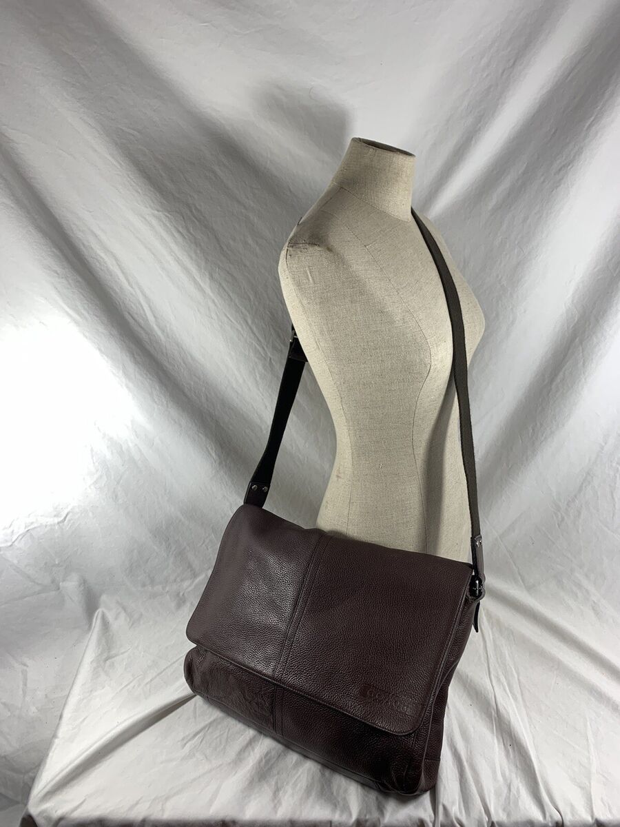 Genuine vintage COACH Camden pebbled brown leather brief Genuine vintage COACH Camden pebbled brown leather brief