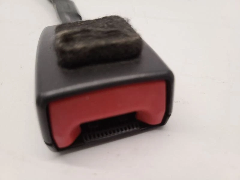 2010 2011 GMC TERRAIN RH right Front Bucket Passenger seat Belt Buckle  Foto 4 de 4