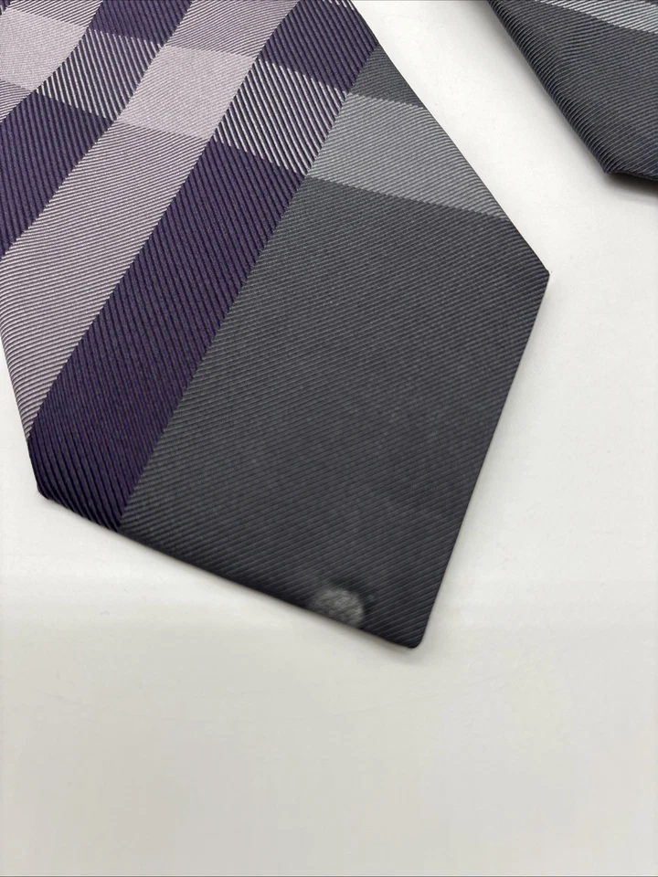 Corbata Burberry London gris púrpura patrón a cuadros 100 % seda Foto 3 de 4