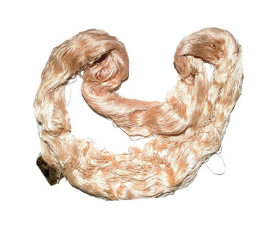 PRESENCIA 200gr Skein of Gold Label Pearl Yarn