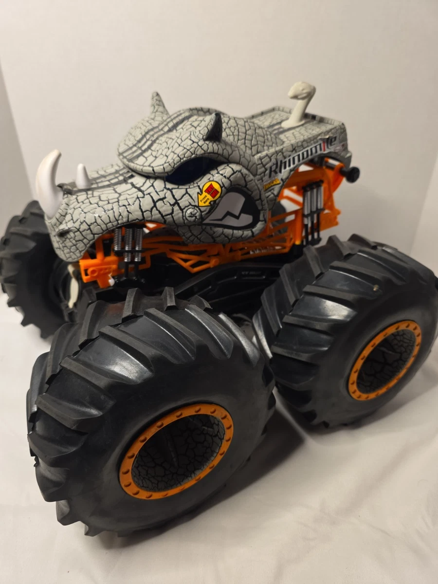 New Bright Industrial Co., Ltd 4WD 4WD/2WD Hobby RC Car, Truck