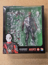 Medicom Toy Mafex Deadshot No. 038 Suicide Squad DC Action Figure read descripti