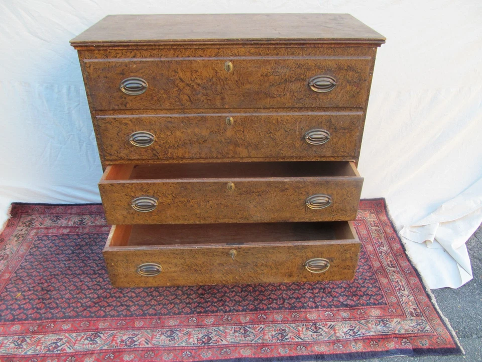 CAJA/COFRE MANTA ANTIGUA PINTADA GRANO ESPONJA NUEVA INGLATERRA HEPPLEWHITE SIGLO XVIII Foto 2 de 4