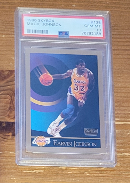 1990 Skybox #138 Magic Johnson PSA 10 Los Angeles Lakers (C)
