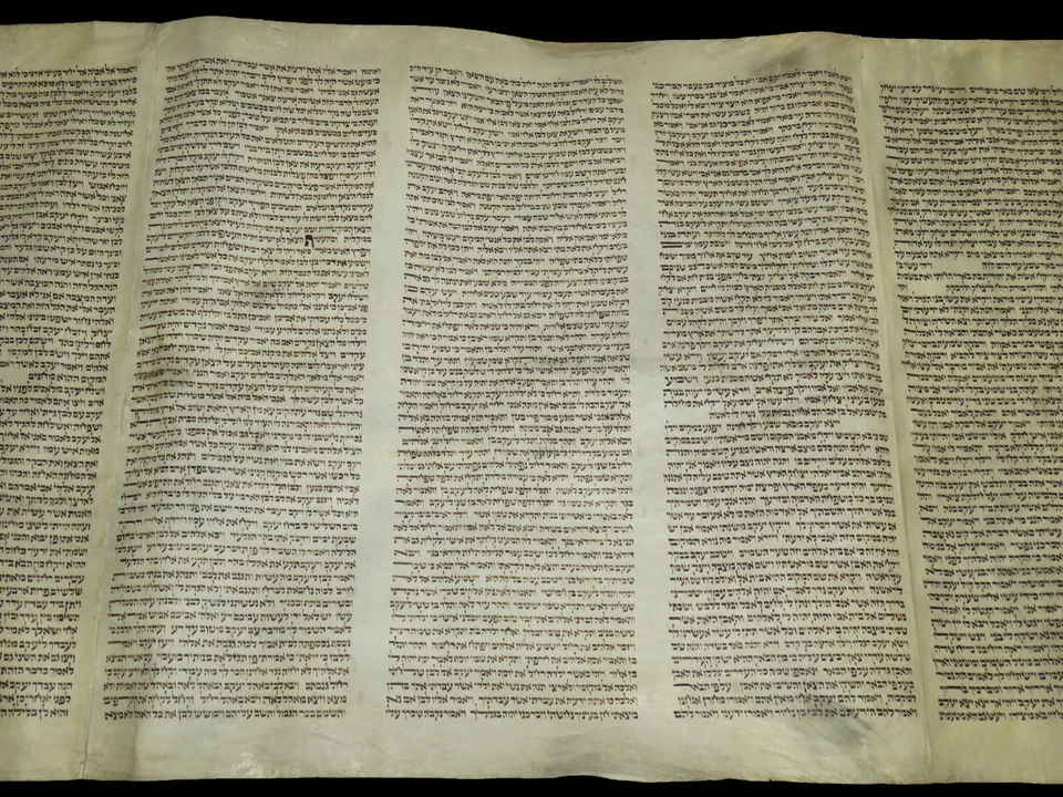 古代阿什肯纳兹托拉卷轴,16-17 世纪特别梅索拉 极为罕见! — 第 3/4 张图片