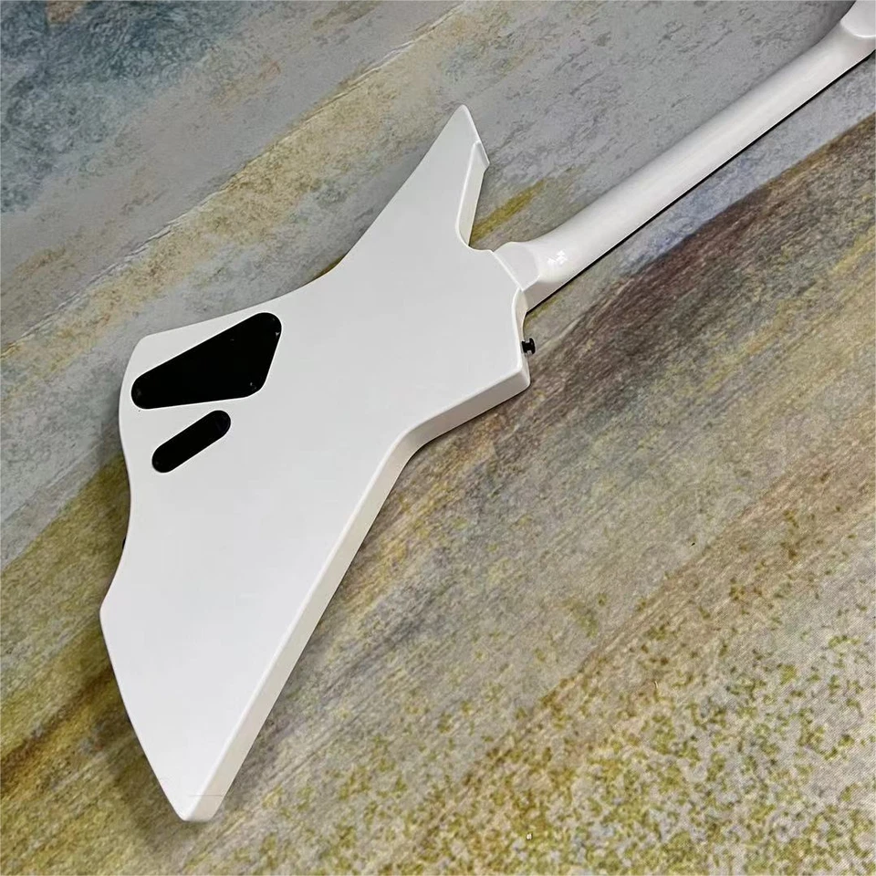 ESP E-Gitarre Snakebyte Inlay Mahagoni Korpus in USA Lager - Bild 4 von 4