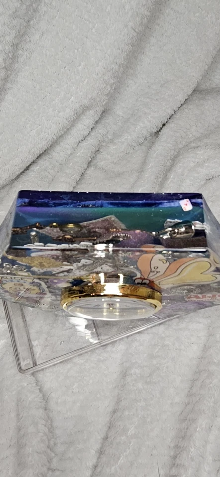 Reloj Alicia en el País de las Maravillas hecho a mano Foto 2 de 4