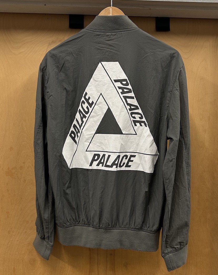 希少 PALACE TRI-FERG ロゴ MA-1 Bomberジャケット PALACE パレス ZIPPED MA-1 BOMBER JACKET - メルカリ