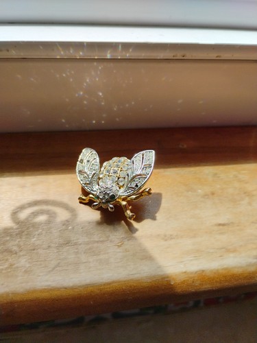 Vintage 1990s Bug Bee Brooch Crystals in Gold Tone - Bild 4 von 12