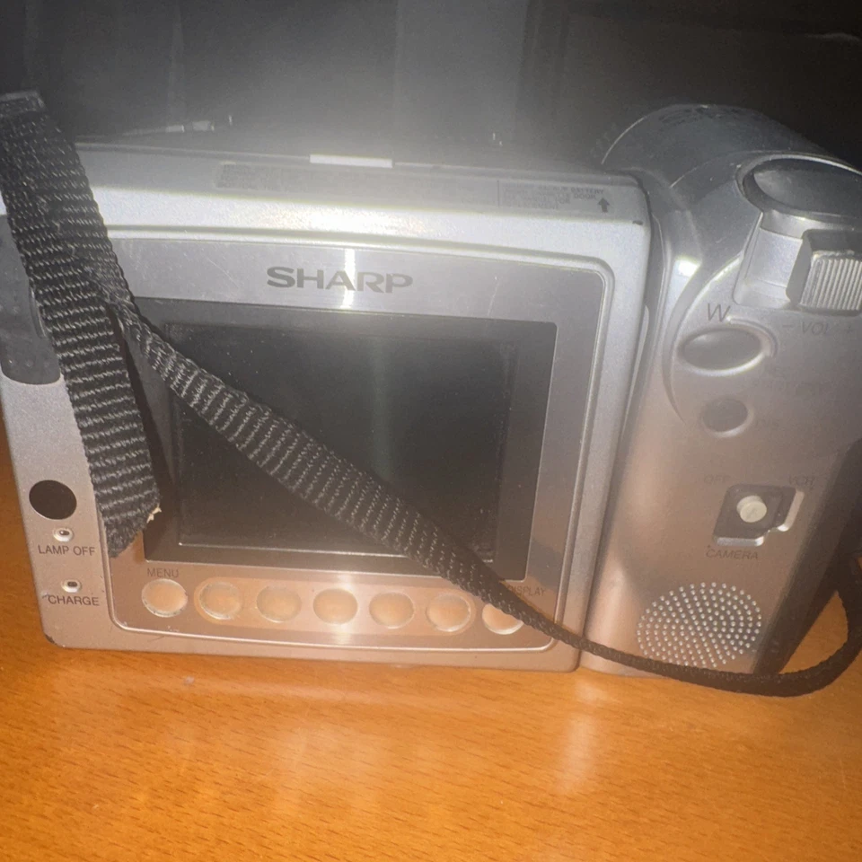 Sharp VL-H550 Hi-8 Analog Camcorder Untested parts only - Image 4 of 4