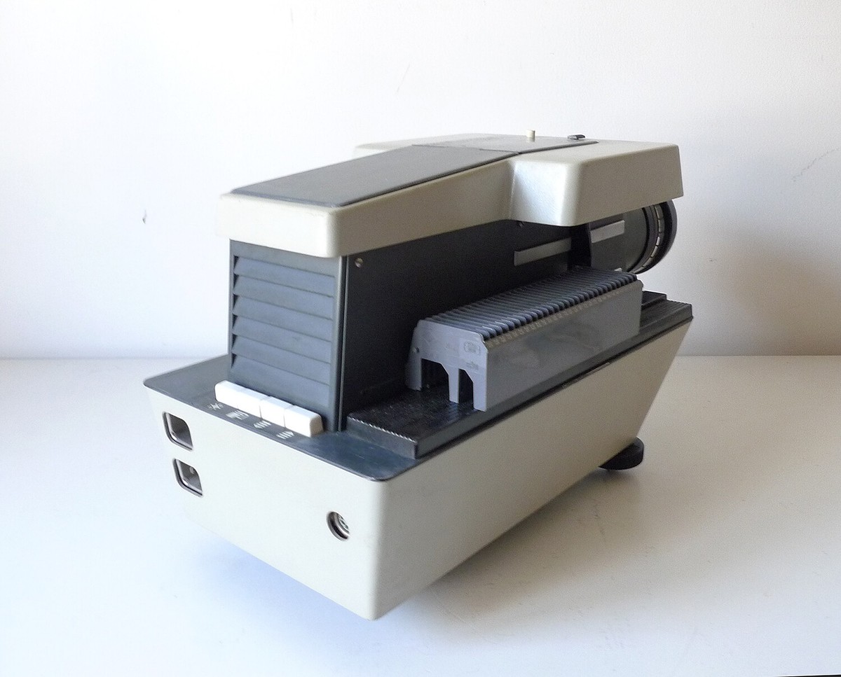Projecteur De Diapositives Rollei P11.0 – Pour 6x6 Et 35 Mm – Vintage