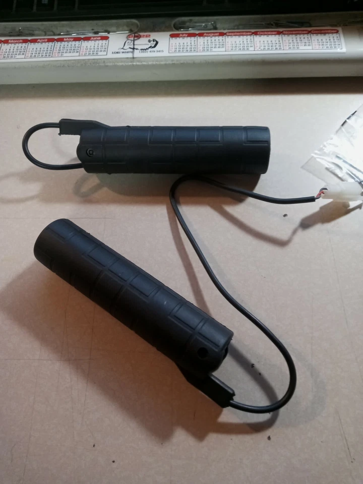 HEATED SNOW BLOWER HANDLE GRIPS 7/8" - Image 2 of 4