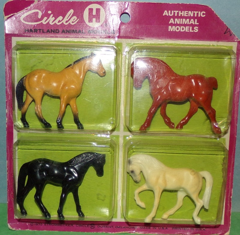 RARE VINTAGE HARTLAND CIRCLE H (TINY MITES) 4 HORSES NEW IN PACKAGE 1970's