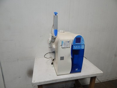 MILLI-Q DIRECT 8 ZR0Q00800 WATER PURIFICATION SYSTEM M4321