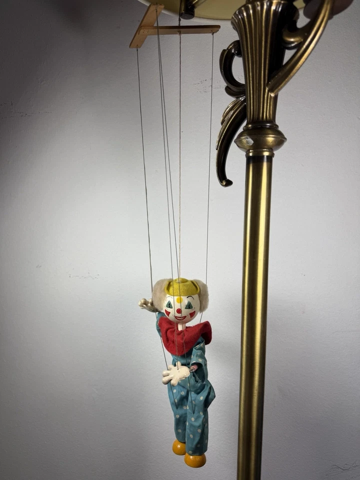 Винтаж 1950-х Pelham кукла клоун марионетка Junior диапазон без коробки - Изображение 2 из 4