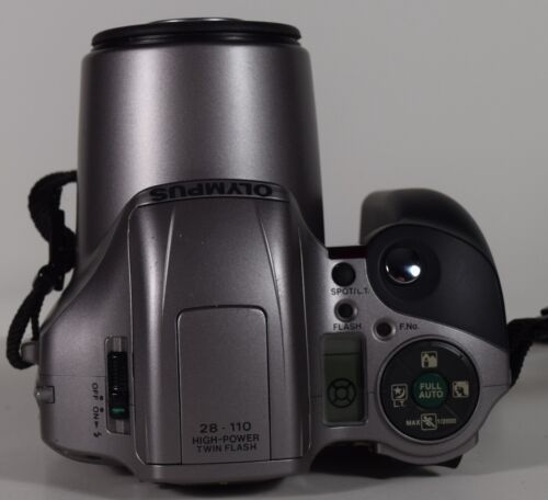 Olympus 35mm Film Bridge Camera IS-20 Quartzdate 28-110mm f/4.5-5.6 lens 4x Zoom - Picture 4 of 6