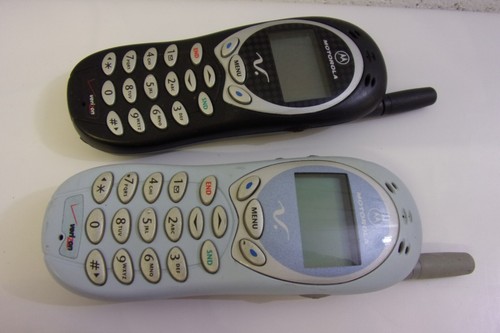 Lot of 6 Vintage Cell Phones. Nokia Motorola LG - Picture 11 of 11
