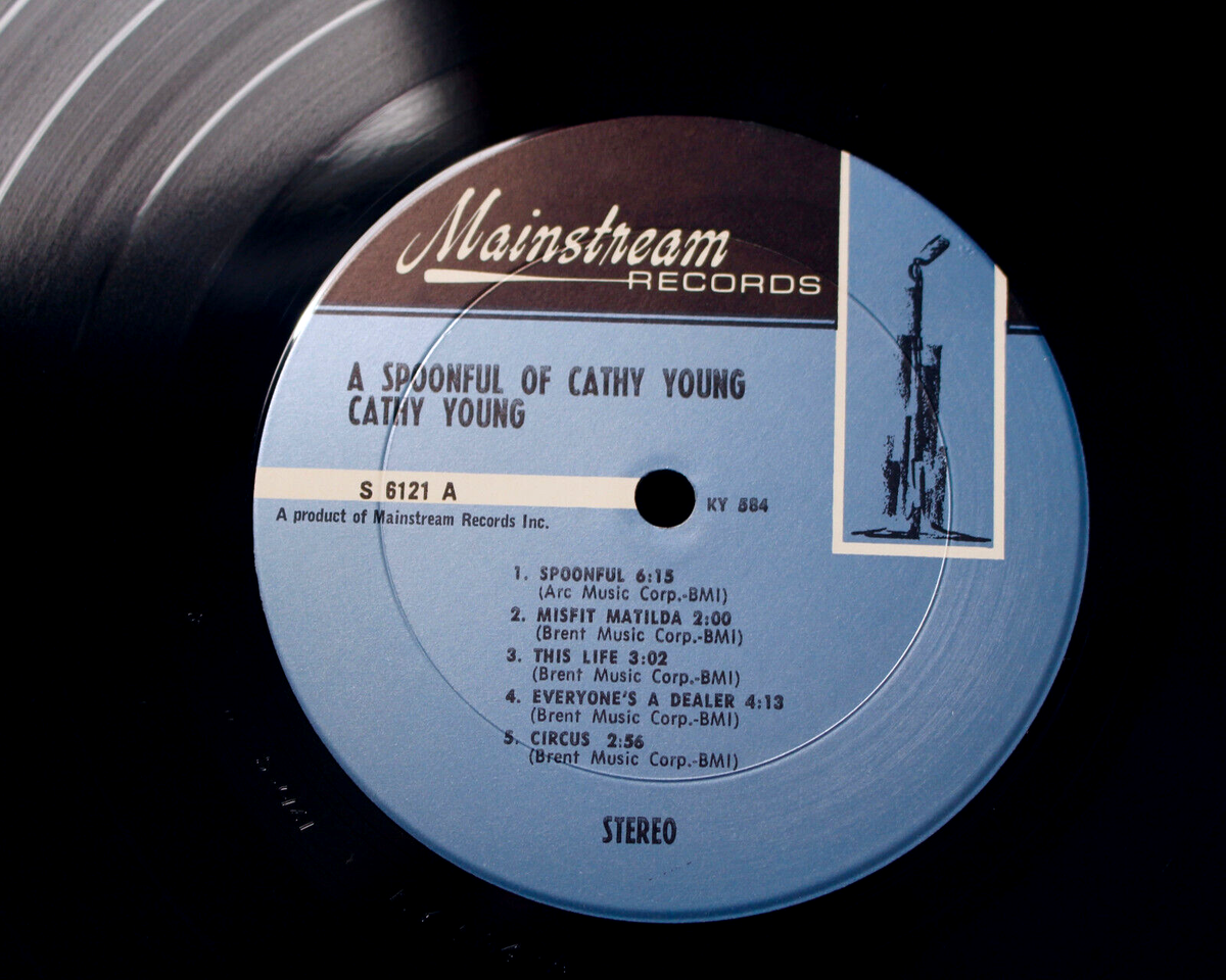キャシー・ヤング LPレコード 「A Spoonful Of」 カナダ盤