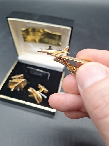 Vintage 1959 Douglas DC-8 Jetliner Cufflinks And Tie Clip Gold Plated - Picture 8 of 16