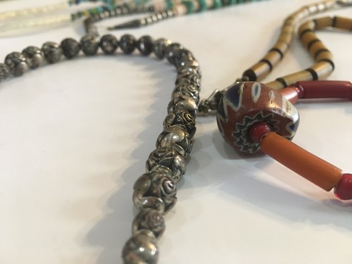 Antique Native American Trade Bead Necklace Northwest Russian Glass Rare Chevron - Picture 8 of 12